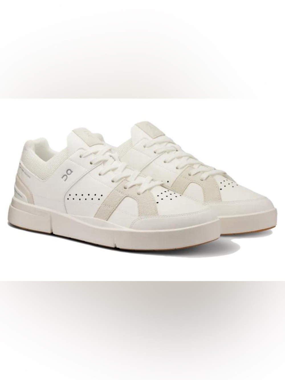 On Running Women’s The Roger Clubhouse Sneaker in White Sand.
